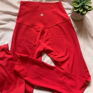 Lululemon special edition red aligns🌟